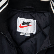 画像をギャラリービューアに読み込む, NIKE HALF ZIP NYLON BOMBER JACKET
