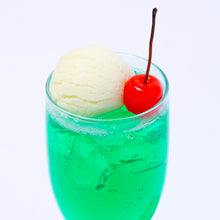 画像をギャラリービューアに読み込む, Cream Soda Food Sample
